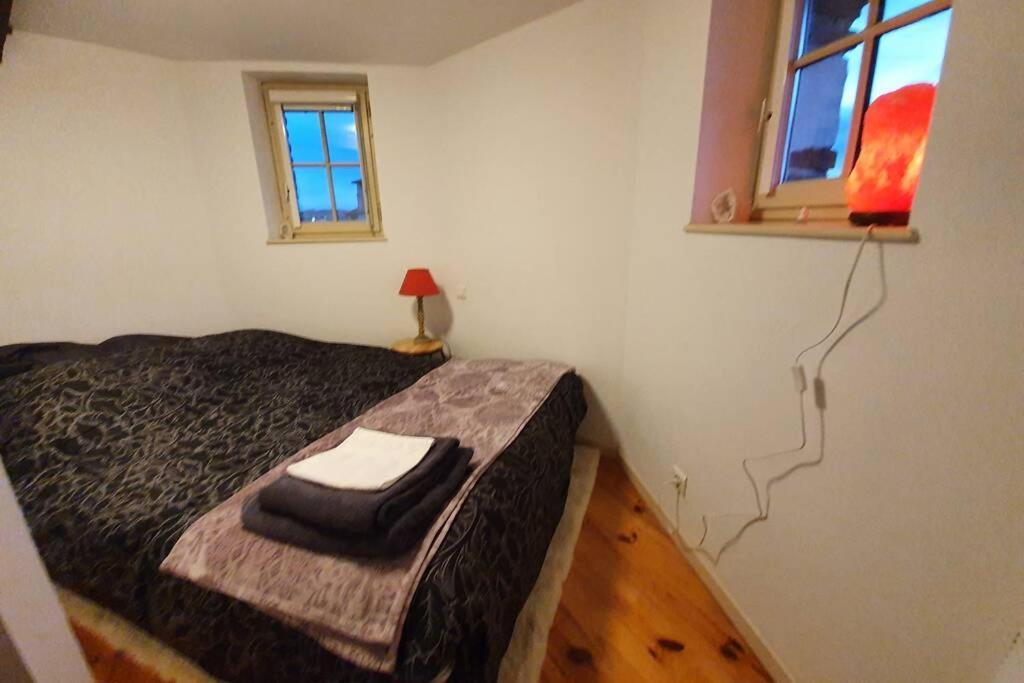 Appartement Exceptionnel 4 Etoiles Hyper Centre Albi 65 M2 Au 4Eme Etage Sans Ascenseur Avec Une Tour Du 12Eme Siecle Exterior foto